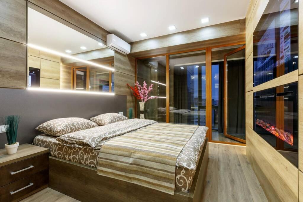 City Center. Panoramic Windows. Fireplace. تشيسيناو المظهر الخارجي الصورة