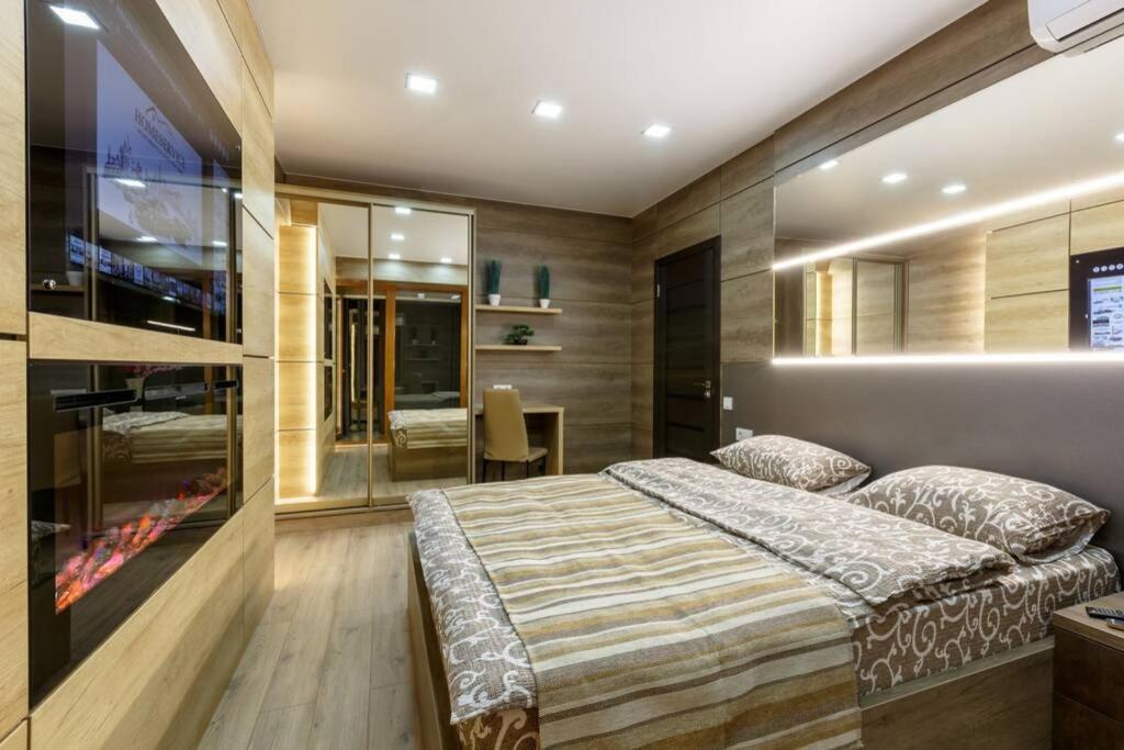 City Center. Panoramic Windows. Fireplace. تشيسيناو المظهر الخارجي الصورة