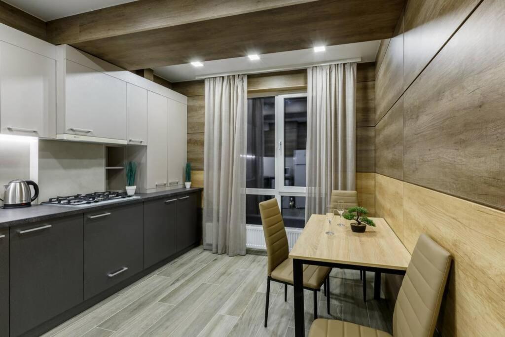 City Center. Panoramic Windows. Fireplace. تشيسيناو المظهر الخارجي الصورة