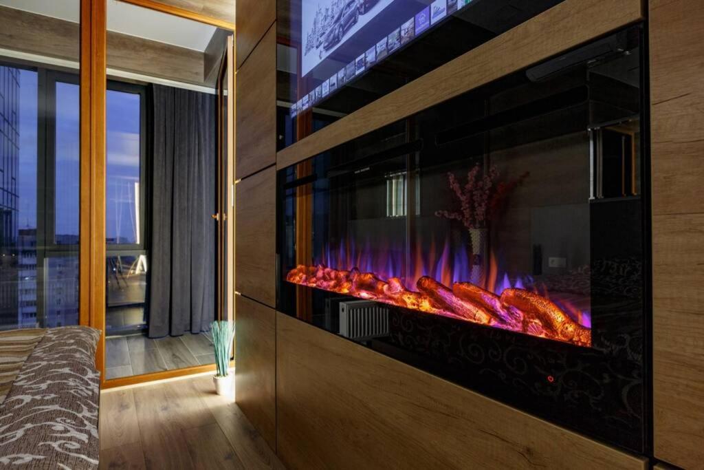 City Center. Panoramic Windows. Fireplace. تشيسيناو المظهر الخارجي الصورة